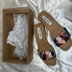 Steve Madden Maybelle Sandals in Multi | US Size 9